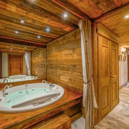 Somptueux Baron Vue.jaccuzi.4 Mn A Pied Au Centre Chalet